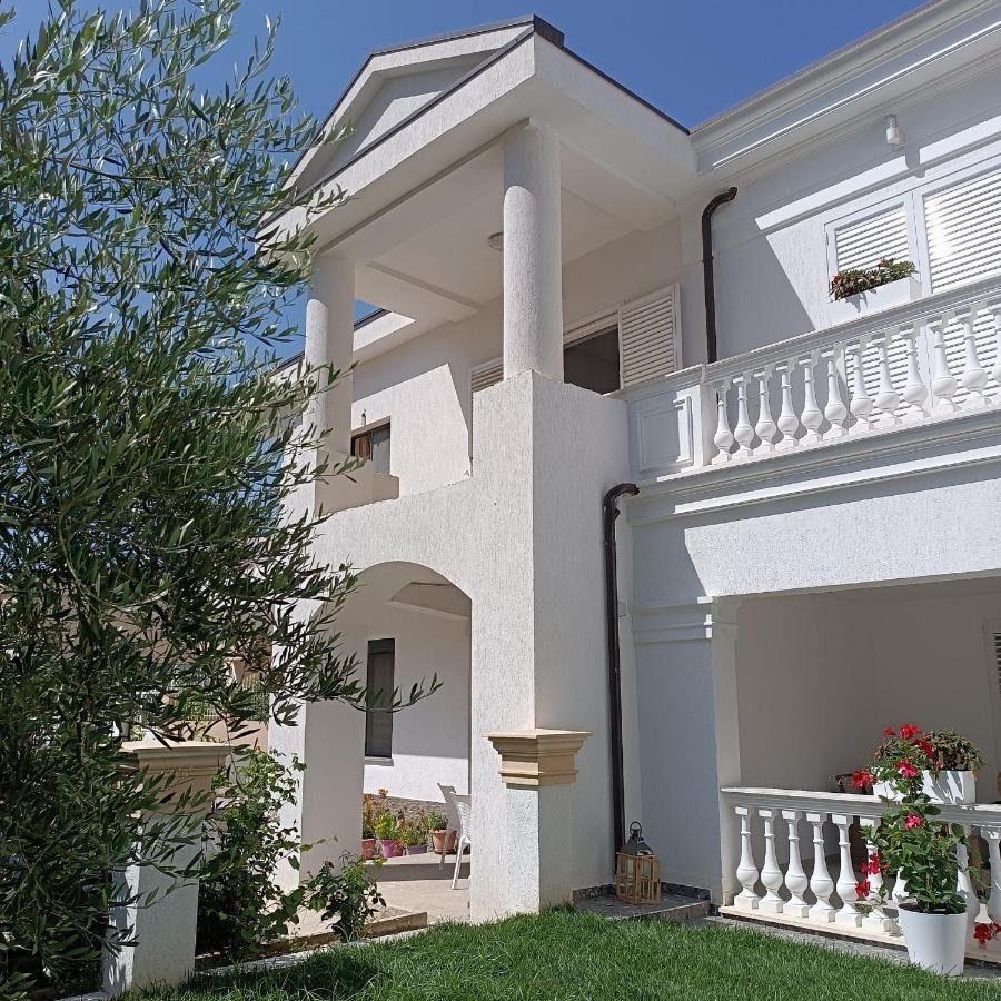 Villa Kurti Durrës 外观 照片